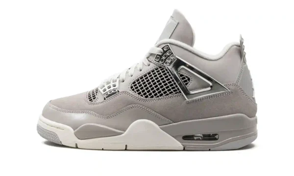 AIR JORDAN 4 "Frozen Moments"